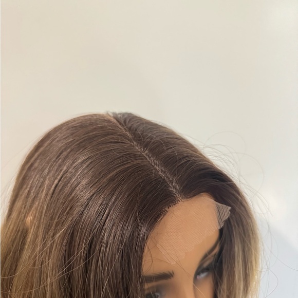 WIG Long Ombre Medium Blonde Wig with Dark Roots - Front Closure Mesh - Picture 5 of 9